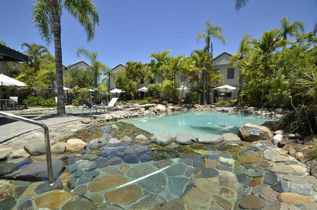 Skippers Cove Waterfront Resort Noosaville Bagian luar foto