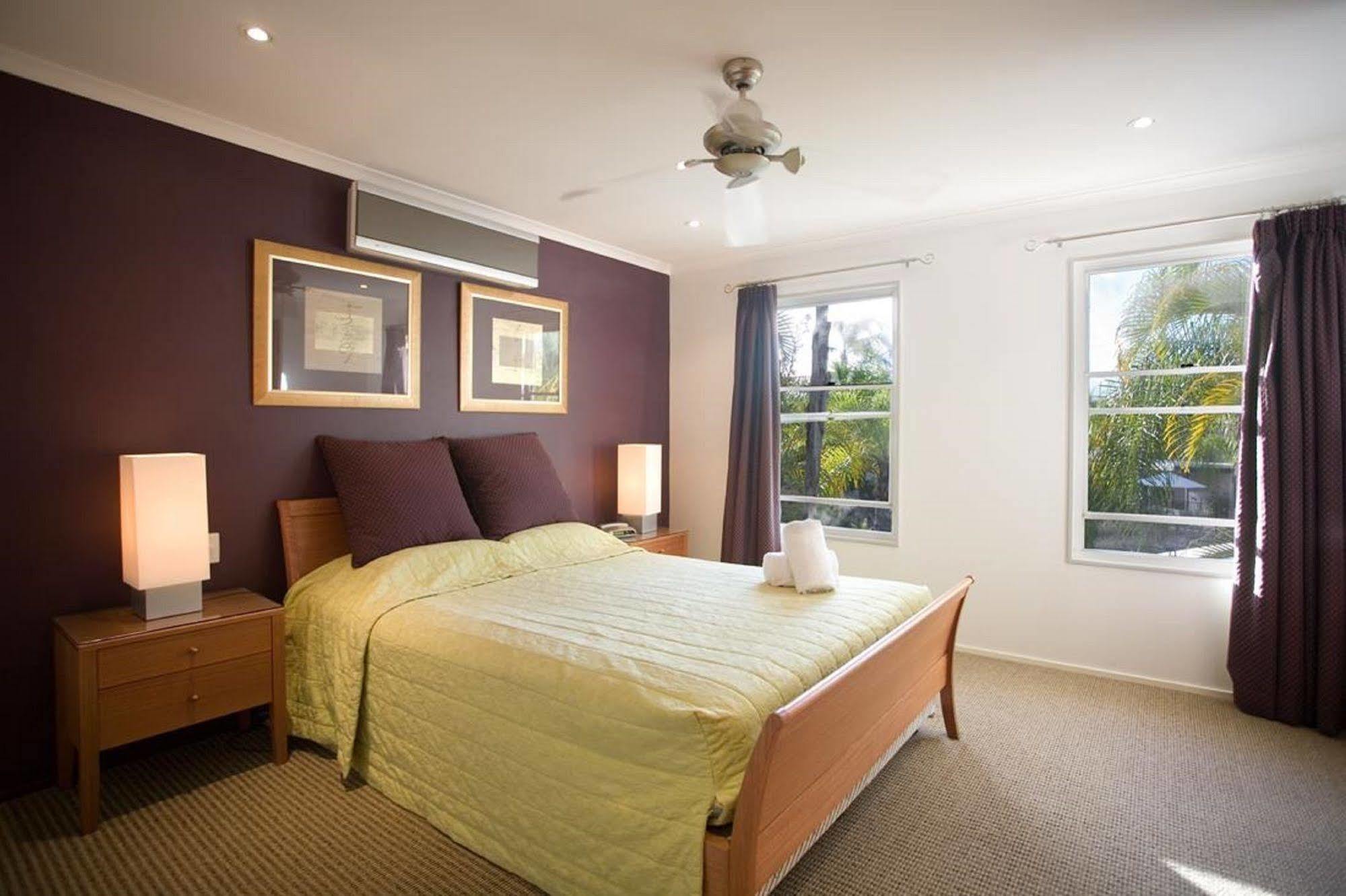 Skippers Cove Waterfront Resort Noosaville Bagian luar foto